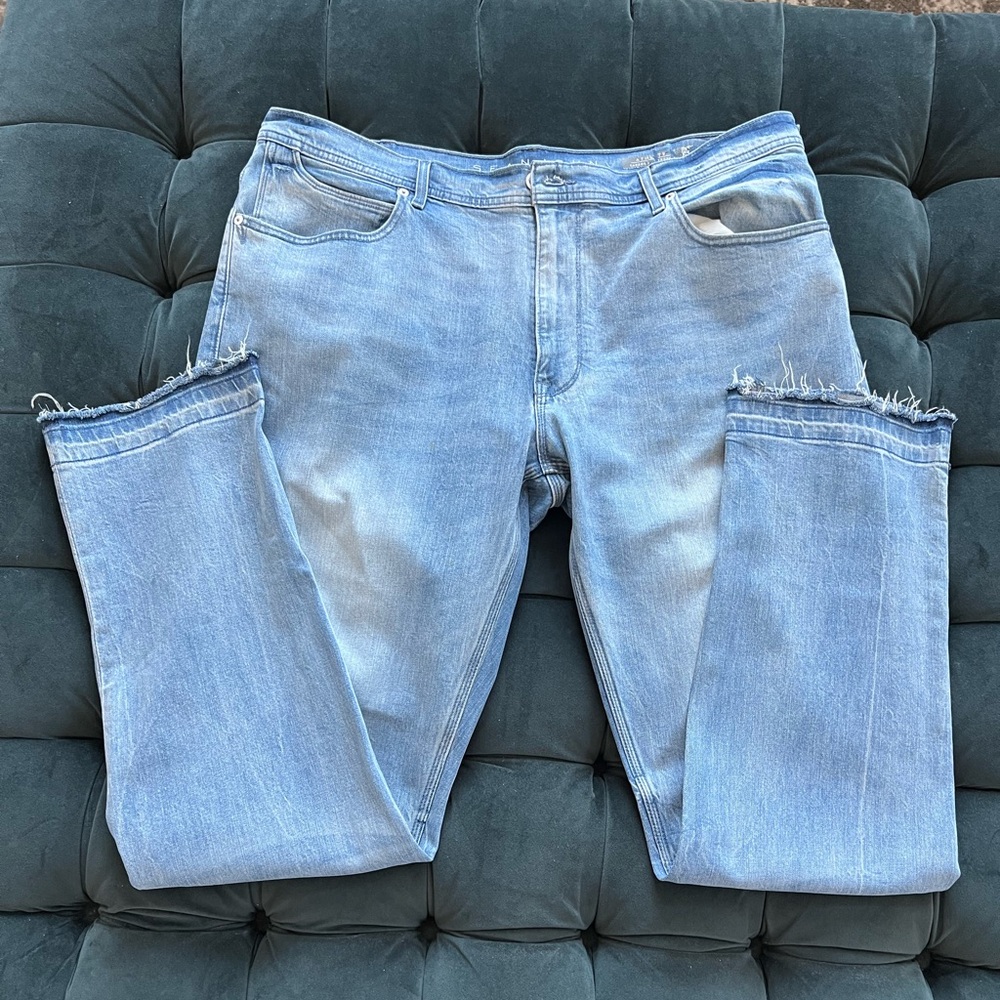 Sean John light colored blue jeans
